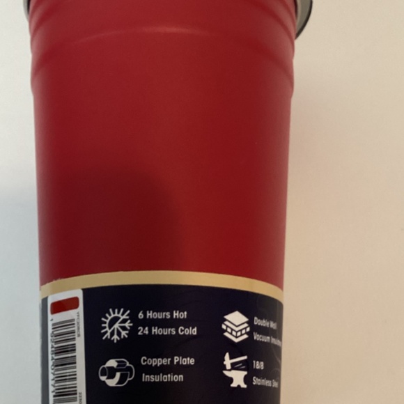 Buc-ee’s Fiesta Cup Bucees Beer Pong 20oz Yukon Outfitters with Ball and Sticker - Picture 6 of 7